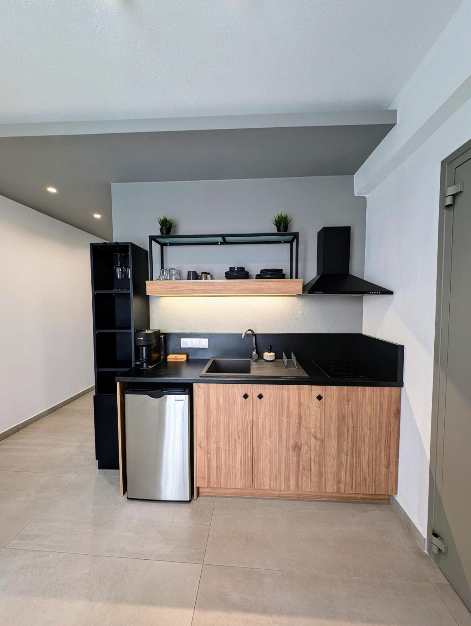 Appartamento Twins Yard Nikiti  Esterno foto